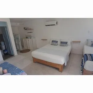 Blancos, A Dos Minutos De Patos Barahona Apartment Enriquillo